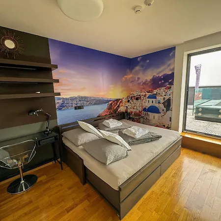 Se Saunou A Terasou S Vyhledem Na Apartamento *